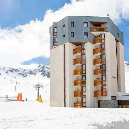 - Au Pied Des Pistes * Tignes